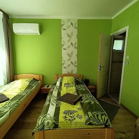 Toelgyfa Vendeghaz בית הארחה