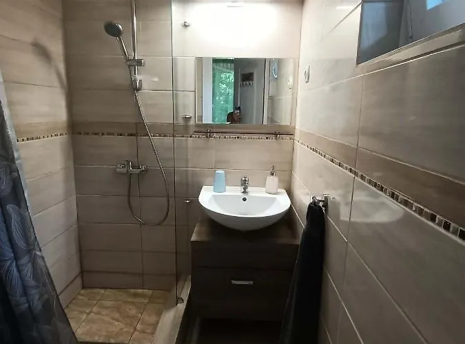 Toelgyfa Vendeghaz بيت ضيافة