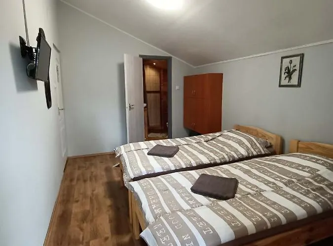 بيت ضيافة Toelgyfa Vendeghaz